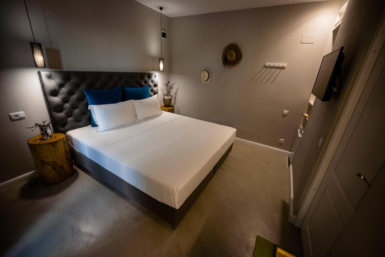 Nb Boutique Hotel ตูซลา ภายนอก รูปภาพ