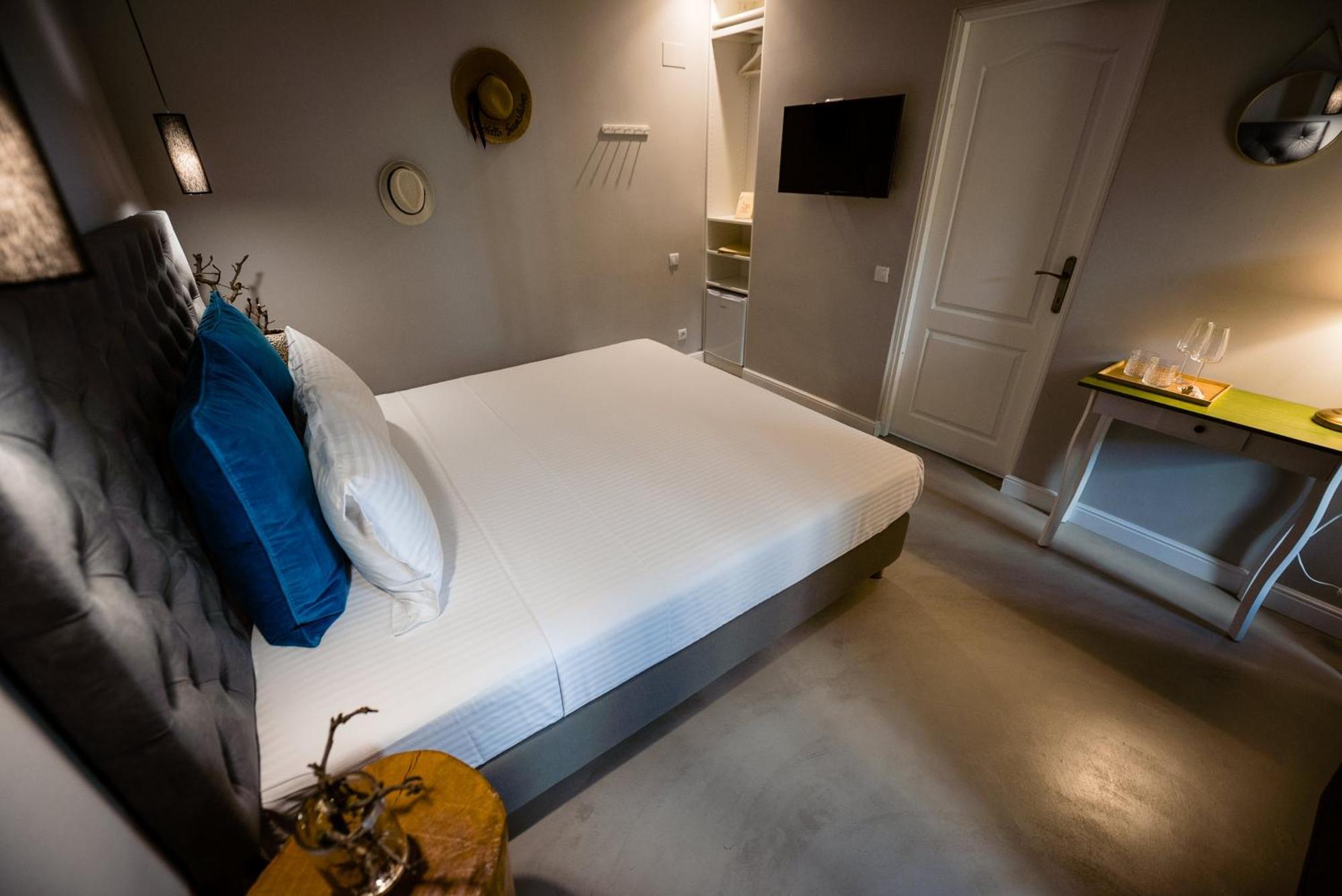 Nb Boutique Hotel ตูซลา ภายนอก รูปภาพ